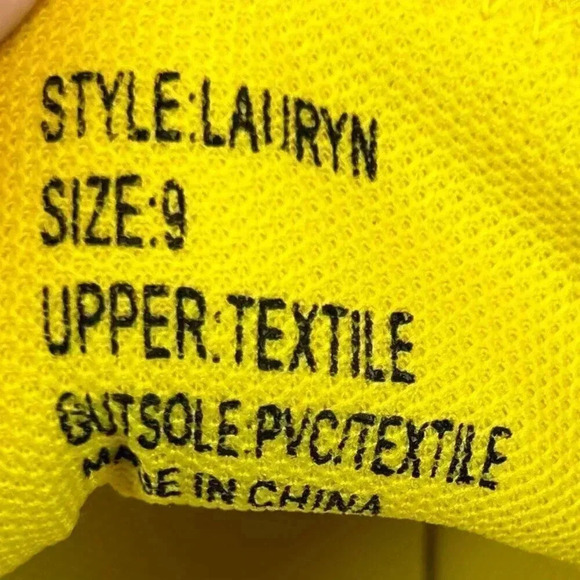 2/$30 Taxi Lauryn Size 9 Sneakers Yellow Rainbow Sole Casual Streetwear Shoes - Picture 9 of 9